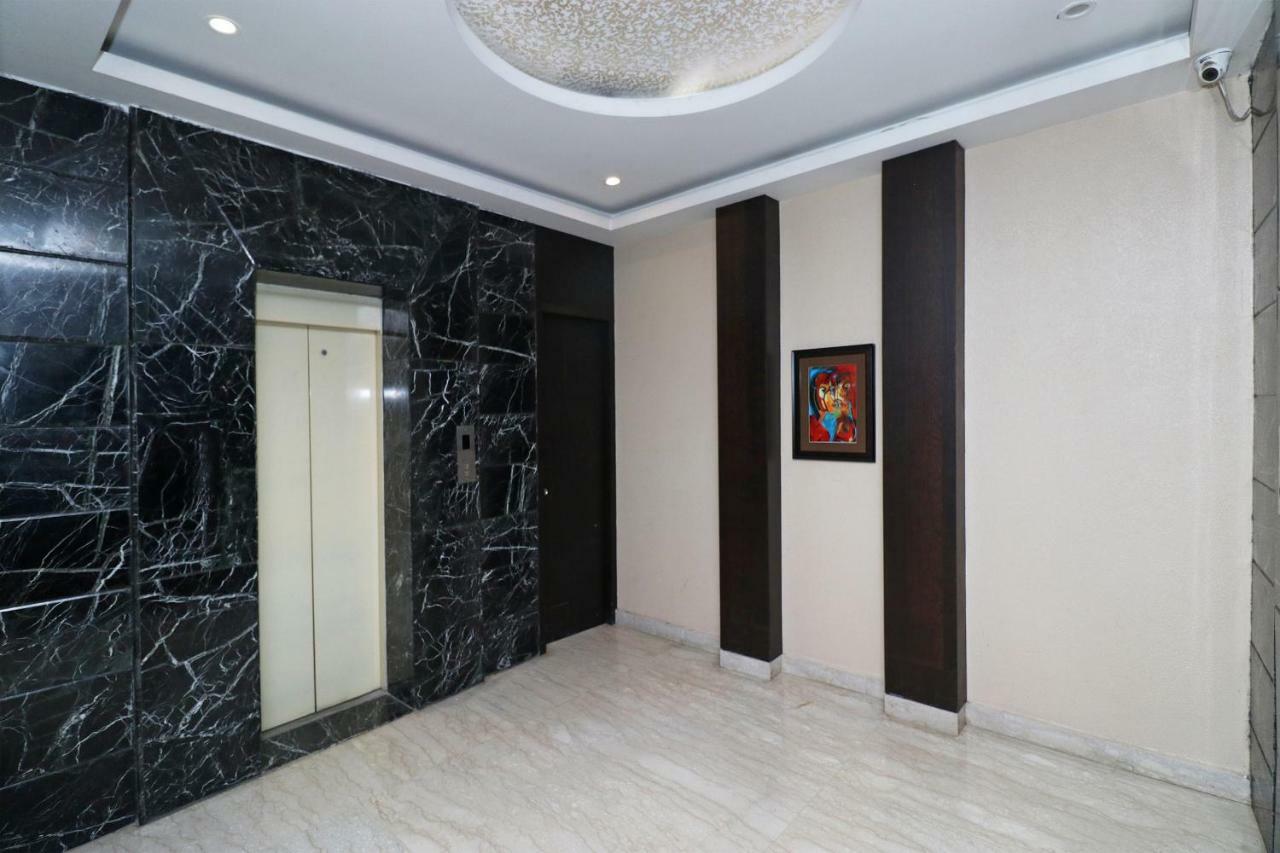 Oyo 5843 Hotel Yash Inn Mirzāpur Extérieur photo